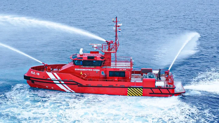 Vatrogasni brod 25 m