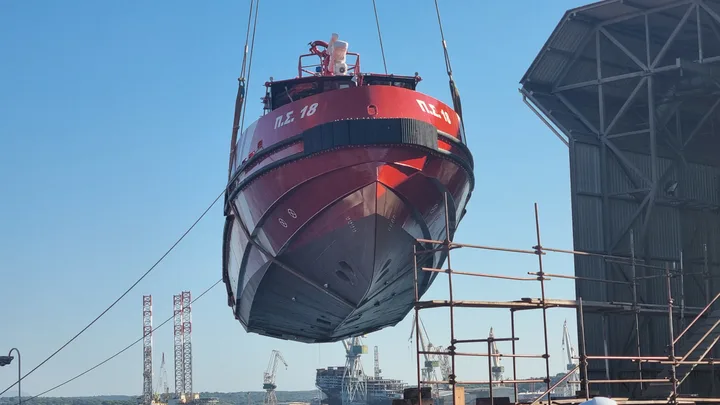 Porinuće dva 25 m aluminijska vatrogasna broda
